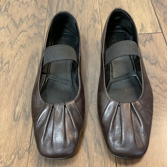 Massimo Dutti Gathered Stretch Ballet Flats in Brown - Picture 4 of 5